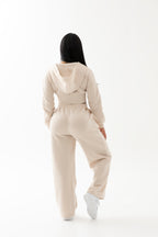 Conjunto casual nude sudadera y chaqueta